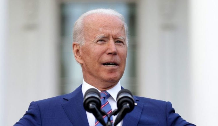 Biden makes up a story about his baseball glory days and gets debunked